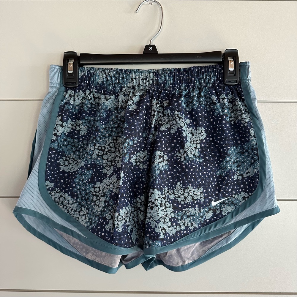 NWOT Nike Dr-Fit Tempo Running Shorts